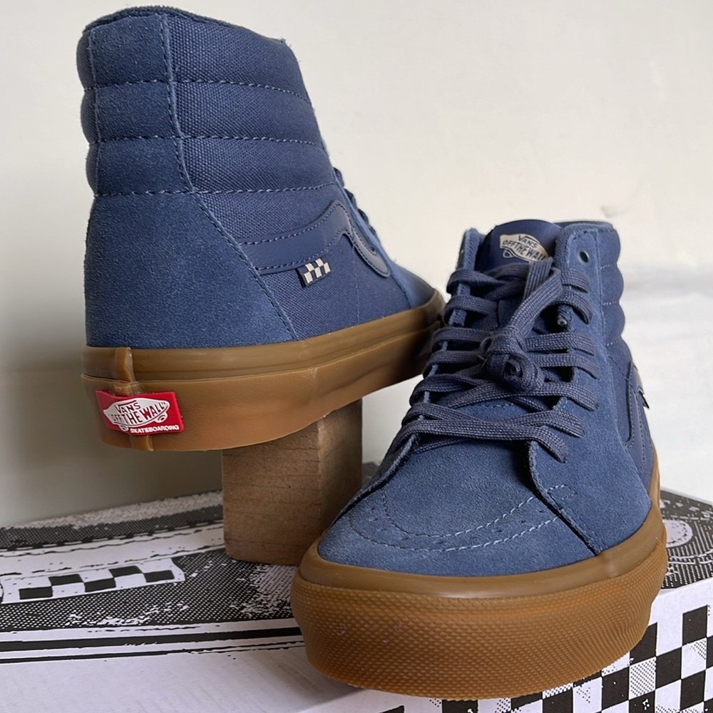 Vans WMNS Skate Sk8-Hi Vintage Blue/Gum
VN0A5FCC0QZ Sneakers - Picture 8 of 16